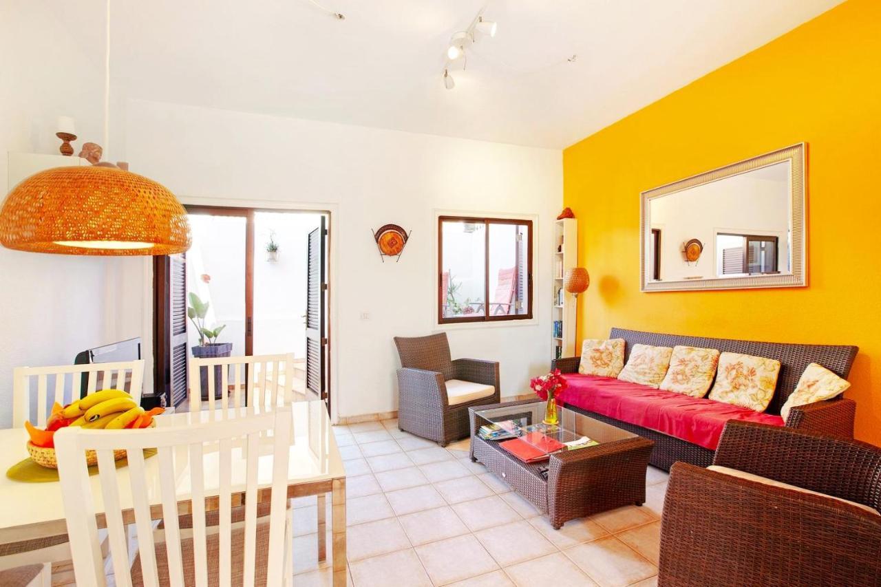 Remarkable 2-Bed House In Chayofa With Pool Bagian luar foto