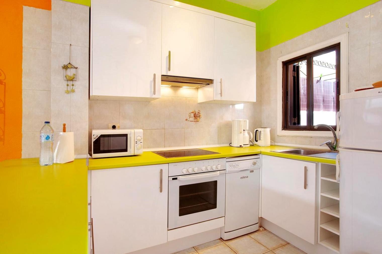 Remarkable 2-Bed House In Chayofa With Pool Bagian luar foto